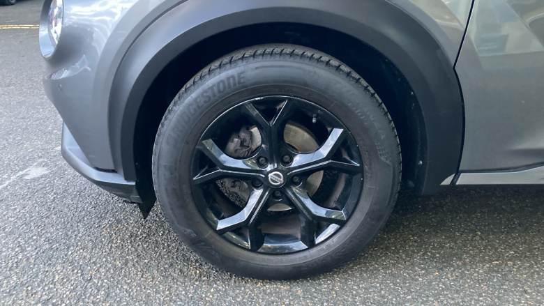 Nissan Juke 1.0 DiG-T 114 N-Connecta 5dr Petrol Hatchback